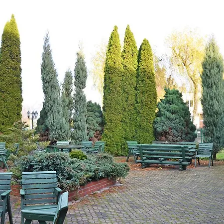 Lipce بيت خشبي *