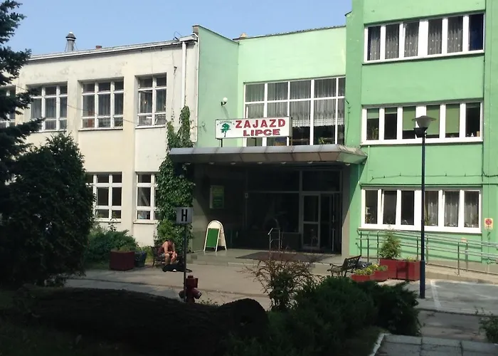 Деревянный коттедж Lipce *