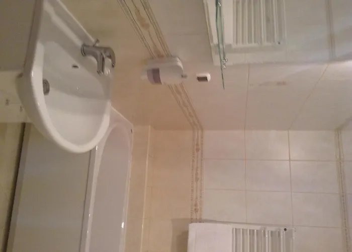 Lipce Деревянный коттедж